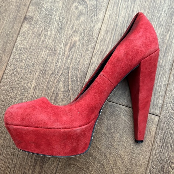 Dolce vita red suede heel 8 - Picture 5 of 7